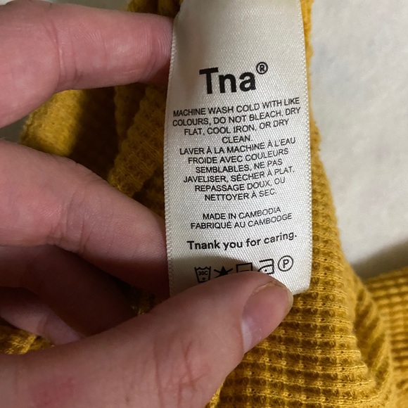 Aritzia TNA Waffle Knit Longsleeve XXS - Picture 2 of 4